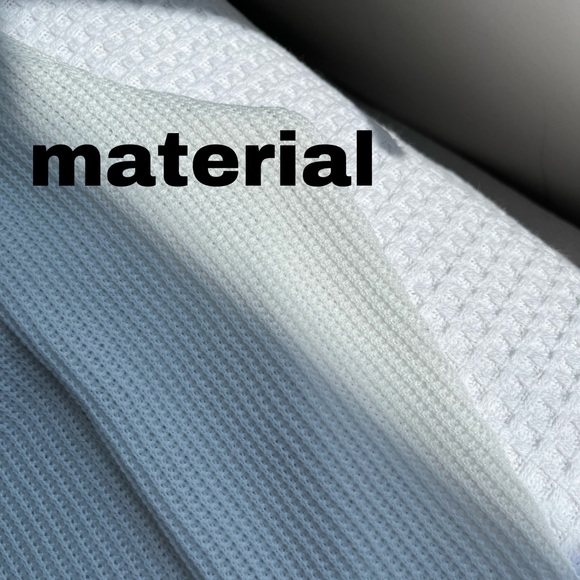 white flared long sleeve knitted crop top - Picture 1 of 2